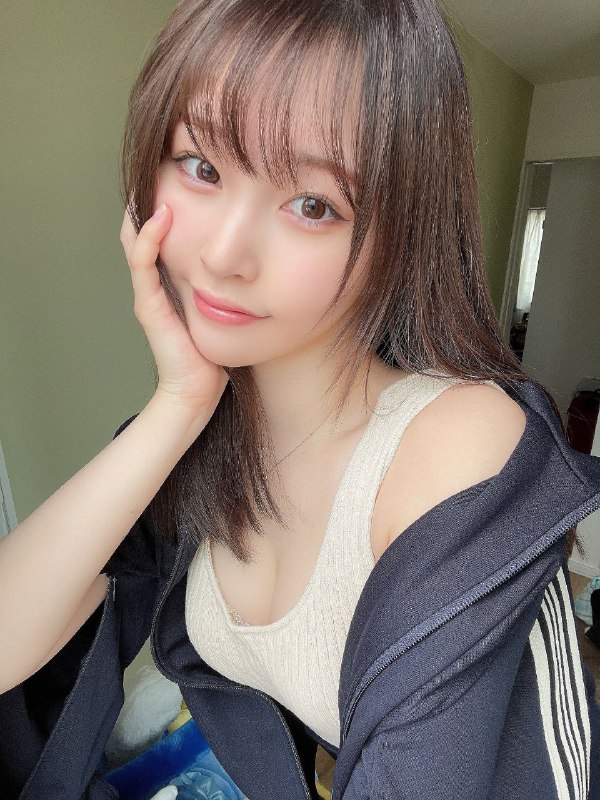 你老婆 😑你老婆 😑