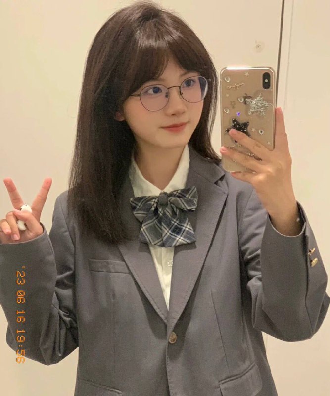 我好看不？#美女我好看不？#美女