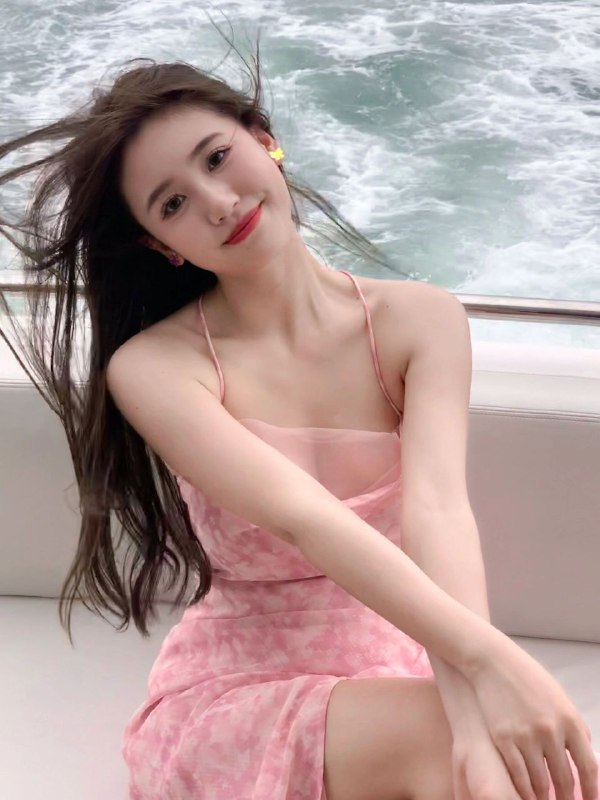 一栗小莎子，又上船了 #抖音 #美女一栗小莎子，又上船了 #抖音 #美女