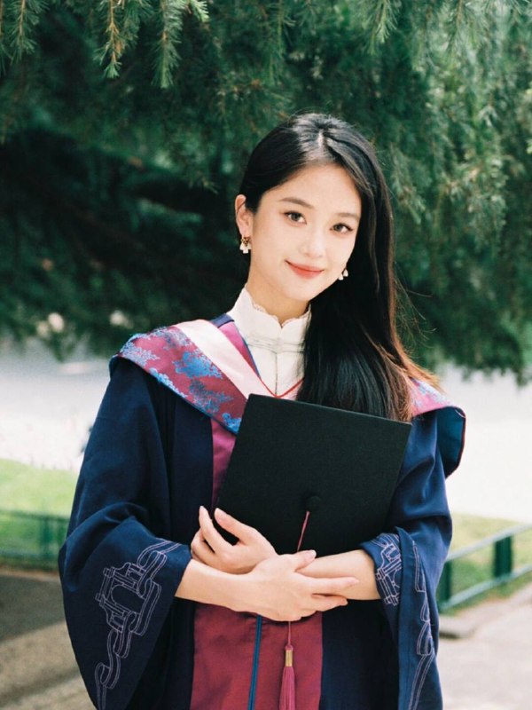 清华 美女学霸 #毕业照清华 美女学霸 #毕业照