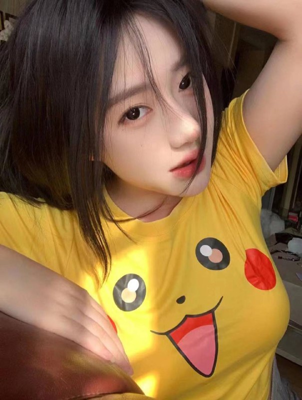 皮卡丘 体恤 想捏捏 🕺皮卡丘 体恤 想捏捏 🕺