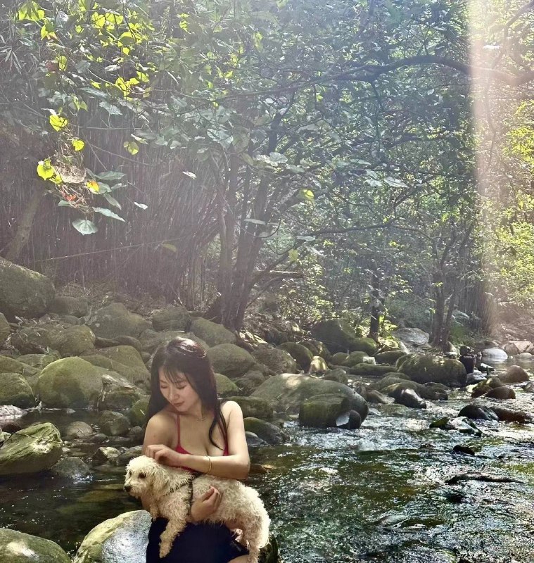 美女与西瓜 🍉🐶美女与西瓜 🍉🐶